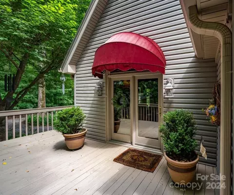 Exterior - 5354 Pittstown Rd, Hickory, NC 28602 photo 3 of 11