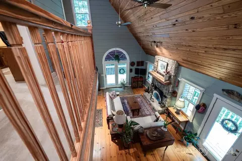 Entry Way - 5354 Pittstown Rd, Hickory, NC 28602 photo 2 of 2