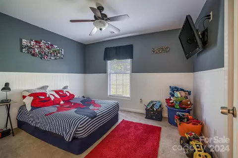 1304 8th Nw Ave NW, Conover, NC 28613 photo 12