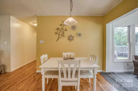 1304 8th Nw Ave NW, Conover, NC 28613 photo 7
