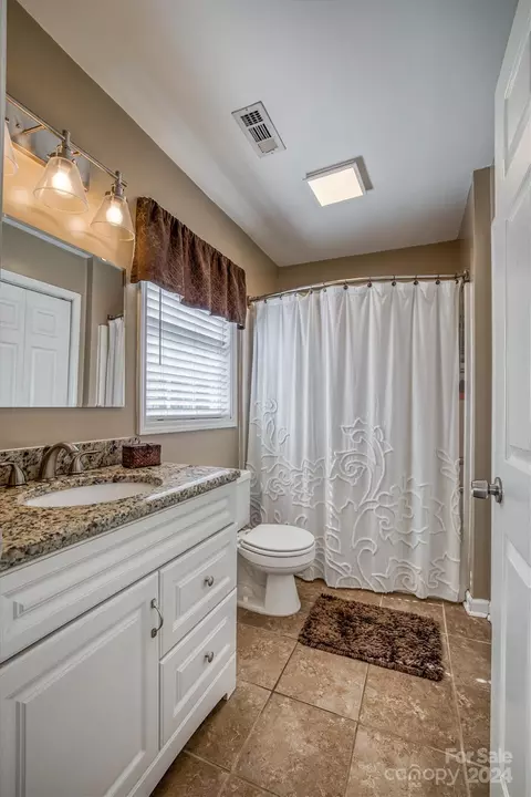 1304 8th Nw Ave NW, Conover, NC 28613 photo 18