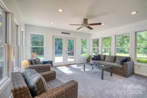 1304 8th Nw Ave NW, Conover, NC 28613 photo 9