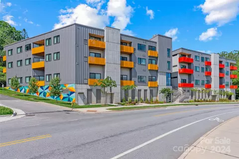 68 Craven 302 St #302, Asheville, NC 28806