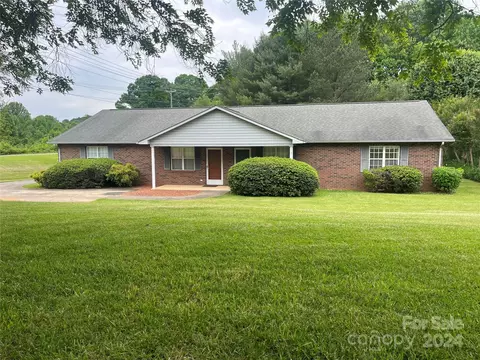 1200 B Old Us 221 S Hwy S, Marion, NC 28752