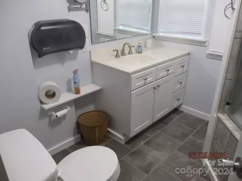 Bath - 1108 Cherry St, Monroe, NC 28110 photo 2 of 2