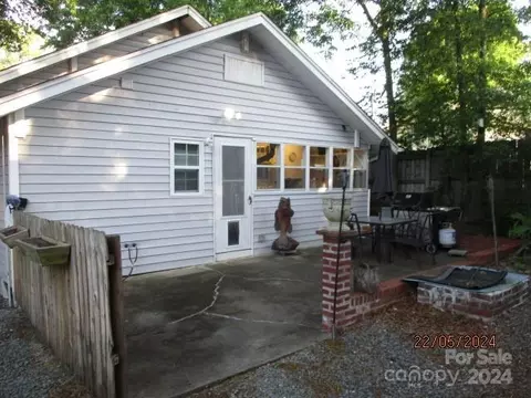 Exterior - 1108 Cherry St, Monroe, NC 28110 photo 3 of 6