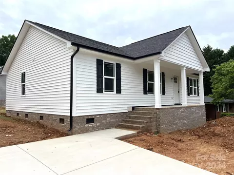 614 Brown Ave, Albemarle, NC 28001