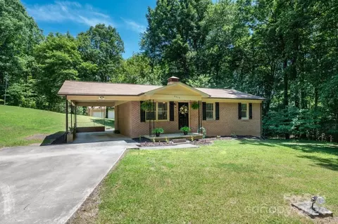 2515 Ila Jay Ln, Morganton, NC 28655