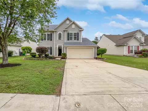11625 Planters Estates Dr, Charlotte, NC 28278