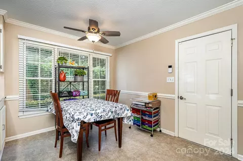 Dining - 708 1st N Ave N, Conover, NC 28613 photo 3 of 3