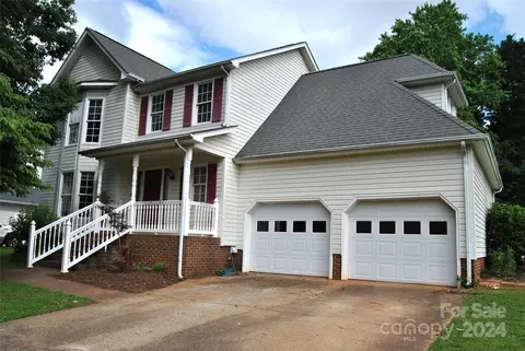 2010 Pine Needle Ct, Gastonia, NC 28056