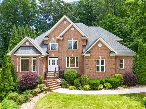 693 Normandy Rd, Mooresville, NC 28117