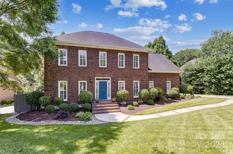 10528 Hadleigh Pl, Charlotte, NC 28210