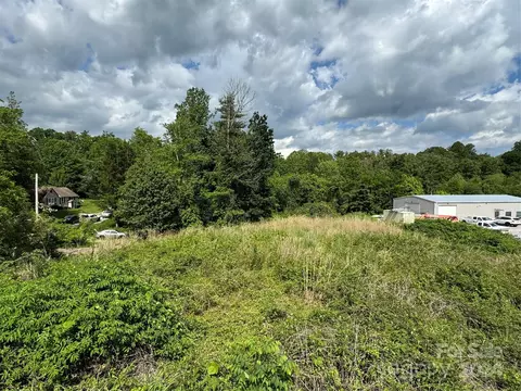 9 Sharp Solution Dr, Arden, NC 28704 photo 2