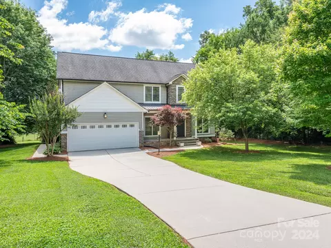 2463 Plantation Nw Rd NW, Concord, NC 28027