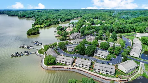 14025 Queens Harbor Rd, Charlotte, NC 28278