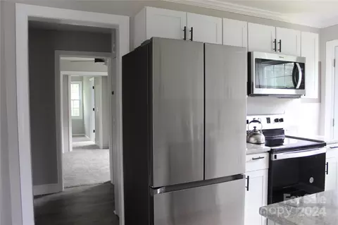 Entry Way - 404 Laurel Ct, Lancaster, SC 29720 photo 1 of 1