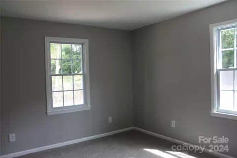 Bedroom - 404 Laurel Ct, Lancaster, SC 29720 photo 6 of 8