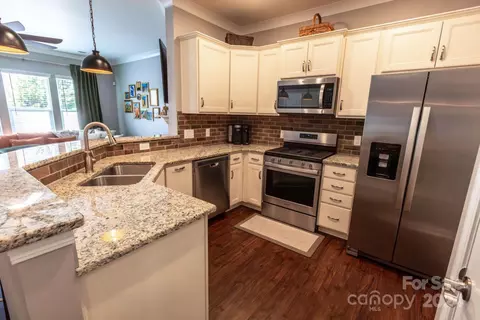 921 Wicawa Rd, Fort Mill, SC 29708 photo 8