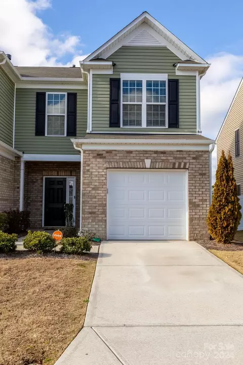 921 Wicawa Rd, Fort Mill, SC 29708