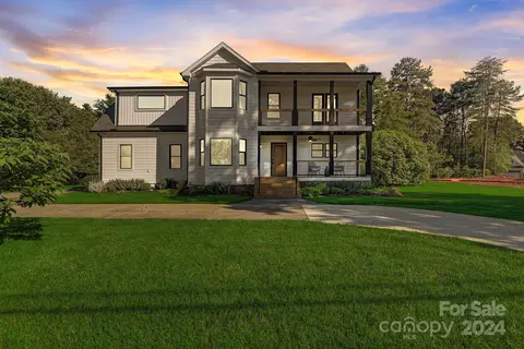 10325 Washam Potts Rd, Cornelius, NC 28031