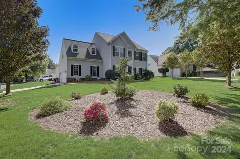 105 Umberly Ct, Mooresville, NC 28115