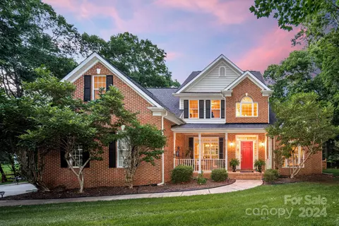 1400 Highland Ridge Ct, Weddington, NC 28104
