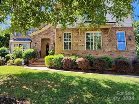8713 Anklin Forrest Dr, Waxhaw, NC 28173