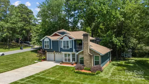 4516 Bathurst Dr, Charlotte, NC 28227