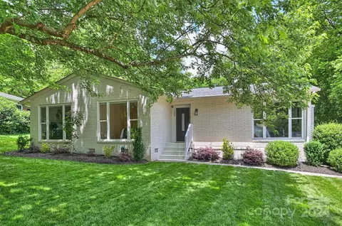 1029 Broadmoor Dr, Charlotte, NC 28209