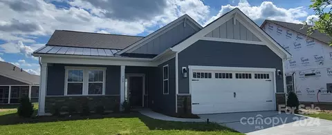 908 Sunharvest Ln, Indian Trail, NC 28079