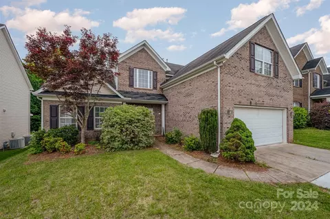 2622 Sierra Chase Dr, Monroe, NC 28112
