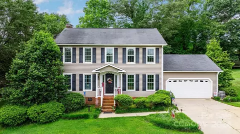 880 37th Ne Ave NE, Hickory, NC 28601