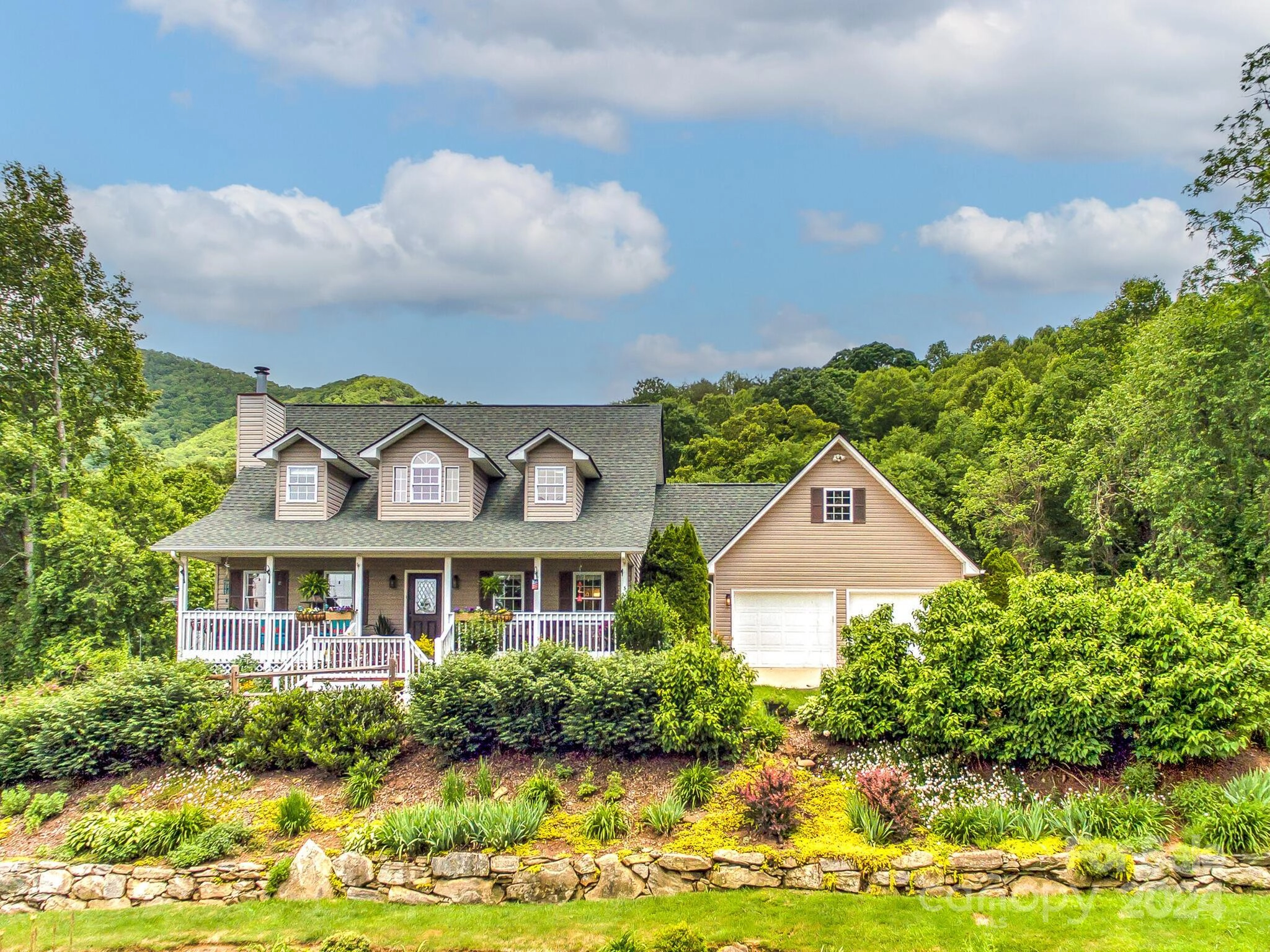 15 Raccoon Pointe Pointe  