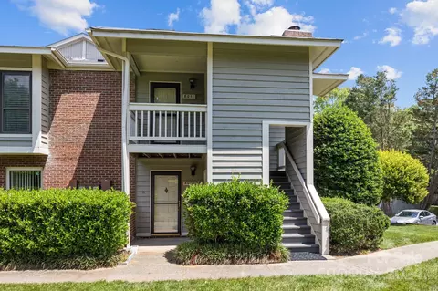 8011 Greenside Ct, Charlotte, NC 28277