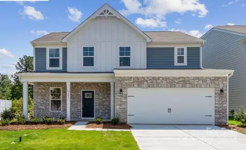 8601 Acadia Pkwy, Sherrills Ford, NC 28673