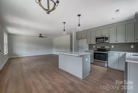 525 Blacksnake Rd, Stanley, NC 28164 photo 8