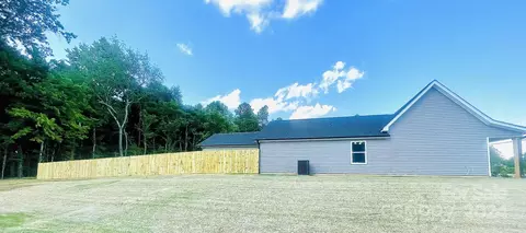 525 Blacksnake Rd, Stanley, NC 28164 photo 3