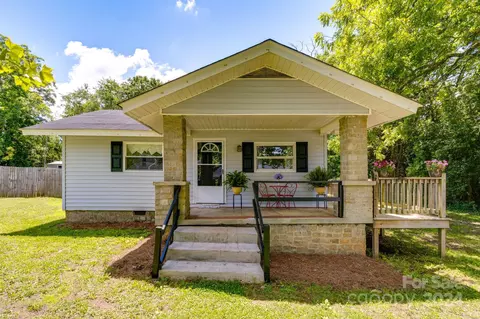 215 Drayton St, Winnsboro, SC 29180