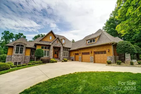 219 Fairmont Dr, Shelby, NC 28150