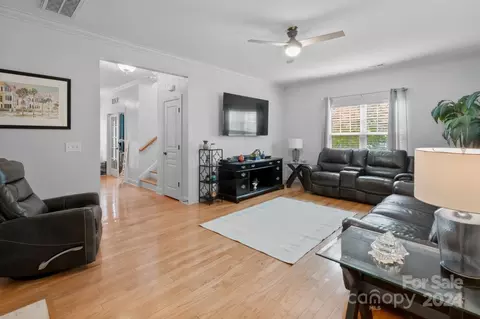 9510 Renick Dr, Cornelius, NC 28031 photo 4