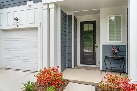 533 Madison Falls Ct, Fort Mill, SC 29708