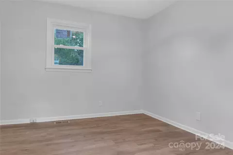 Bedroom - 120 Walker Rd, Morganton, NC 28655 photo 1 of 1