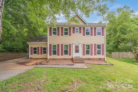7421 Coffey Creek Dr, Charlotte, NC 28273