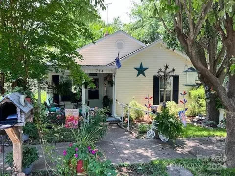 714 S Cline Ave, Newton, NC 28658