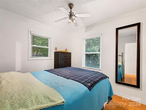 Bedroom - 46 Highland Ter, Clyde, NC 28721 photo 4 of 5