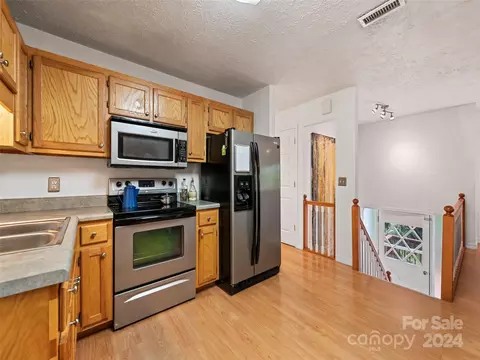 Kitchen - 46 Highland Ter, Clyde, NC 28721 photo 4 of 4