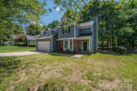 13125 Peacock Ln, Charlotte, NC 28215