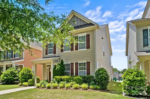 2423 Double Oaks Rd, Charlotte, NC 28206