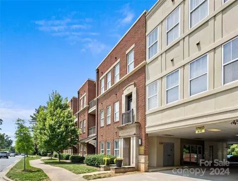 2940 Selwyn Ave, Charlotte, NC 28209